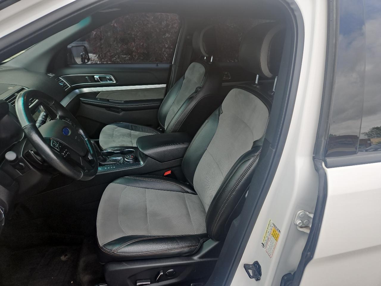 Ford Explorer XLT 4WD 2017