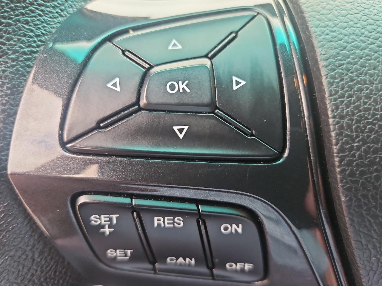 Ford Explorer XLT 4WD 2017