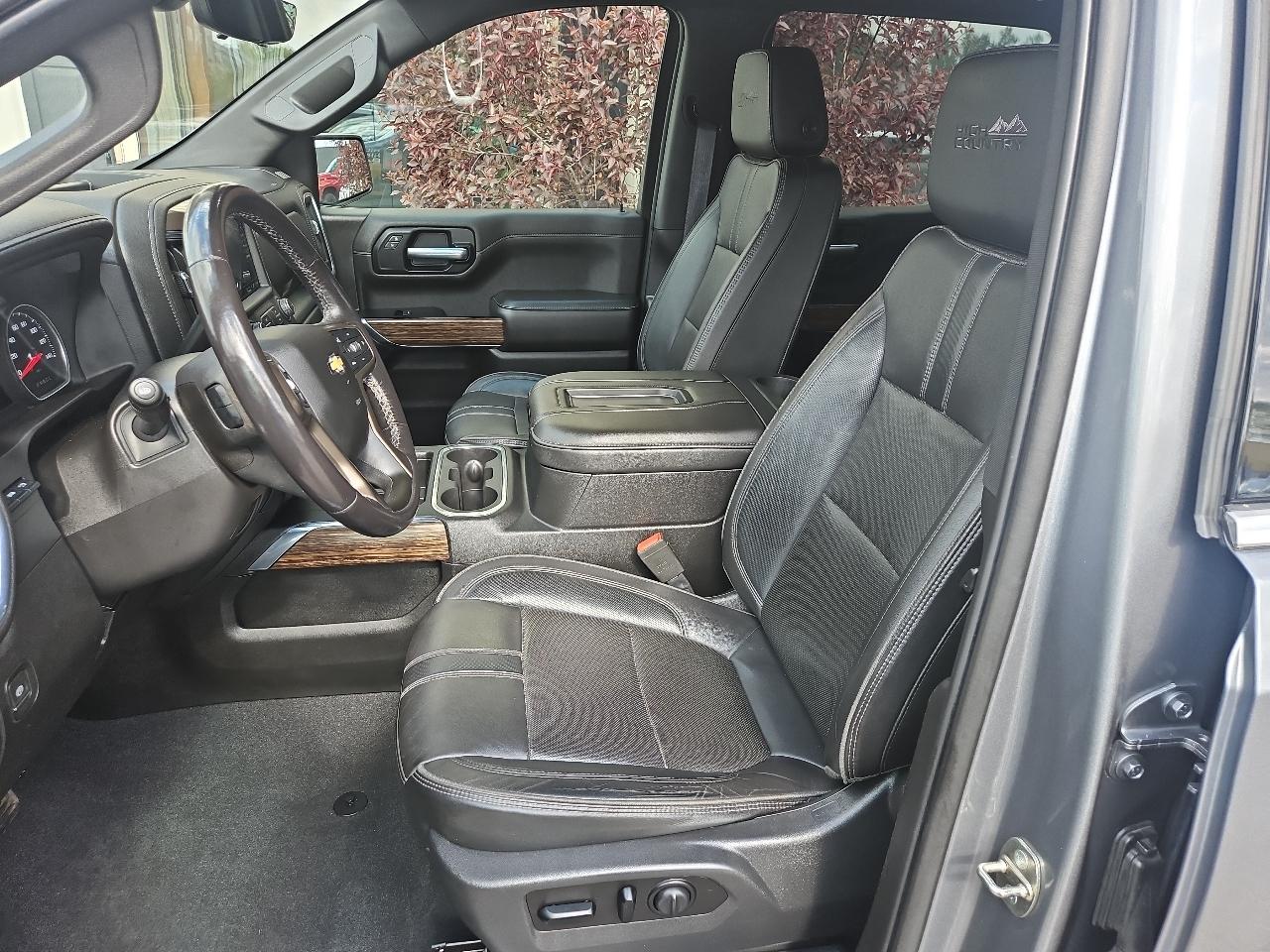 Chevrolet Silverado 1500 4WD Crew Cab 147" High Country 2021