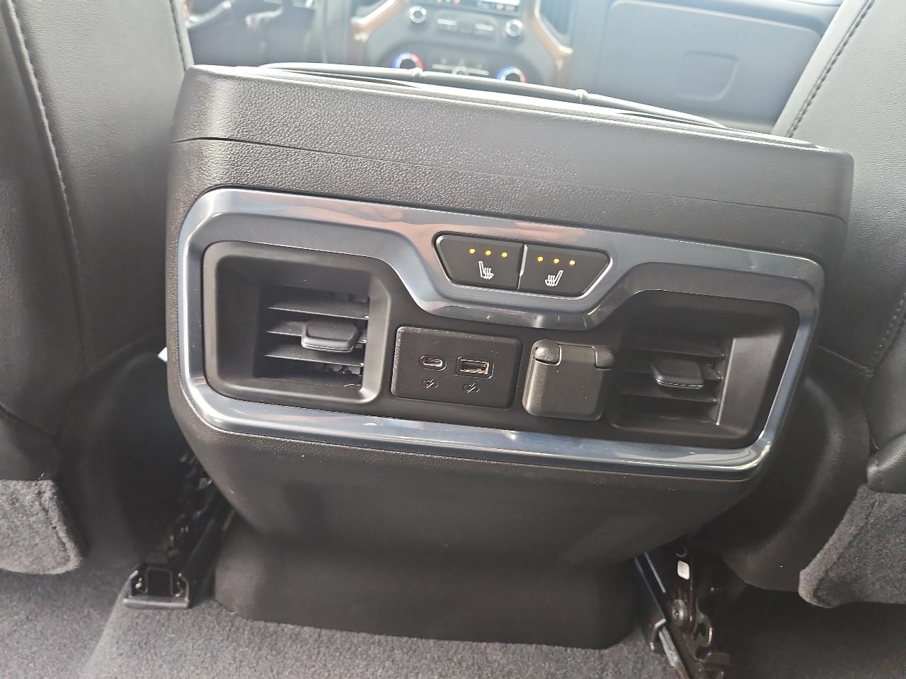 Chevrolet Silverado 1500 4WD Crew Cab 147" High Country 2021