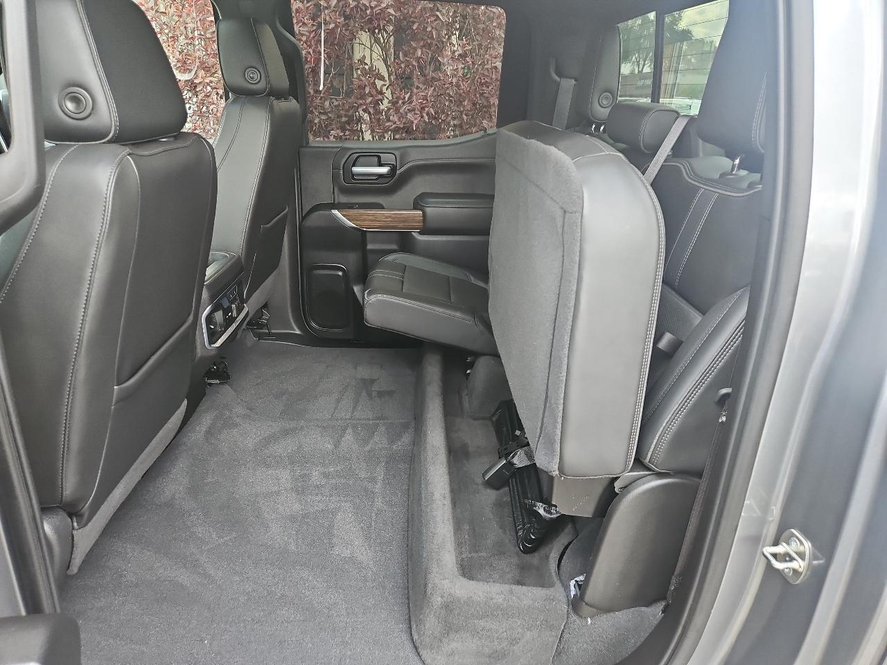 Chevrolet Silverado 1500 4WD Crew Cab 147" High Country 2021