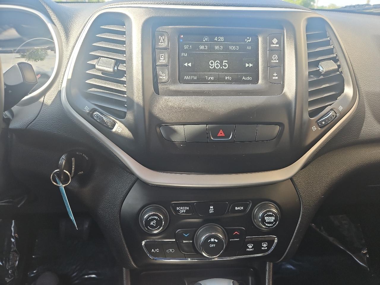 Jeep Cherokee FWD 4dr Latitude 2014