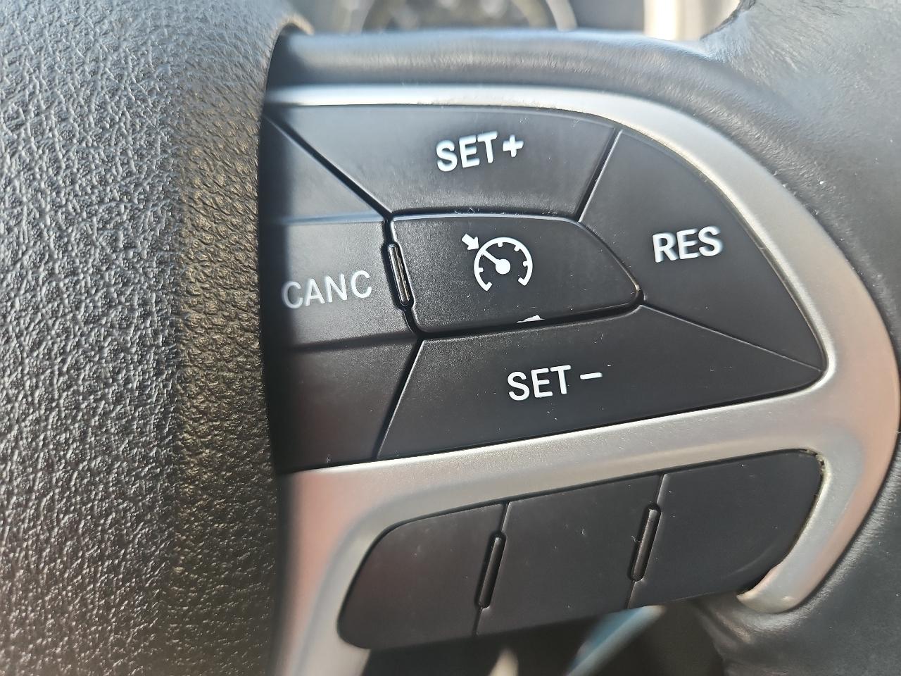 Jeep Cherokee FWD 4dr Latitude 2014