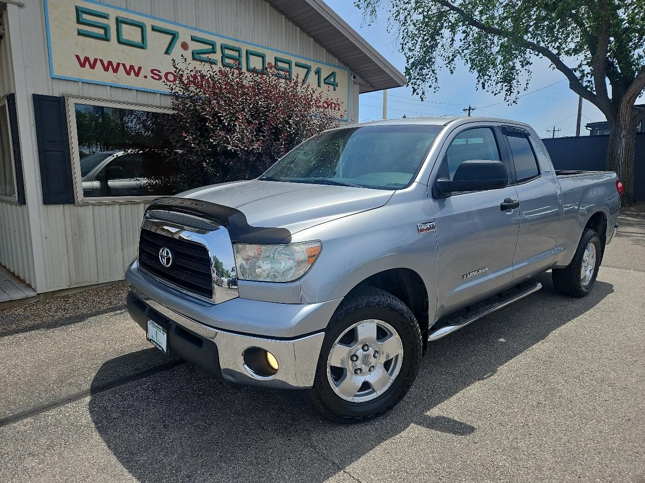 Toyota Tundra 4WD Double 145.7" 5.7L V8 SR5 (Natl 2007