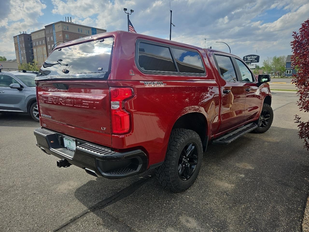 Chevrolet Silverado 1500 4WD Crew Cab 147" LT Trail Boss 2021