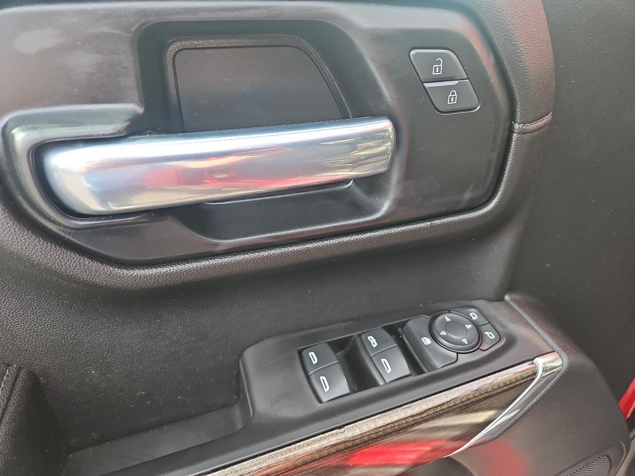 Chevrolet Silverado 1500 4WD Crew Cab 147" LT Trail Boss 2021