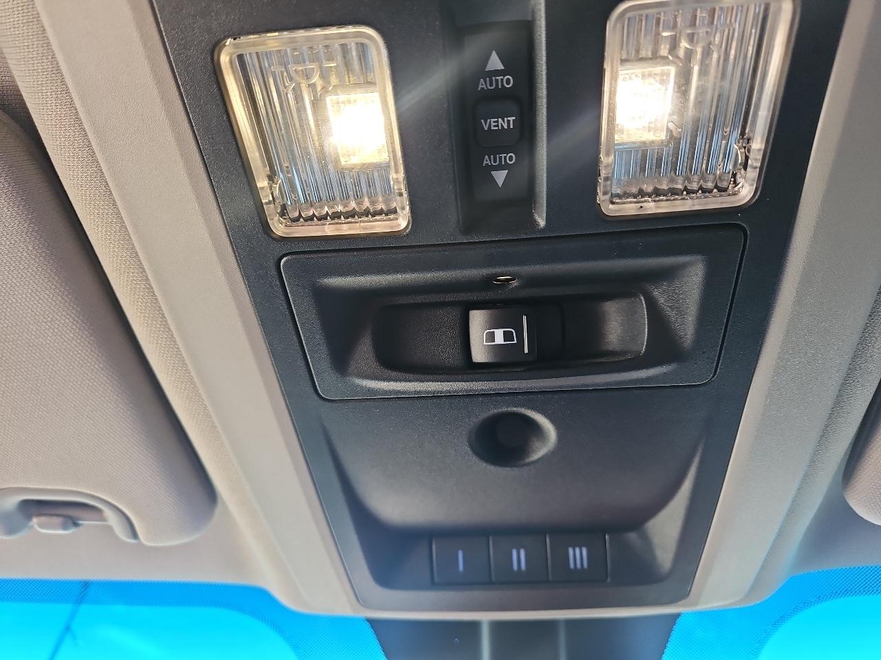 RAM 2500 Laramie 4x4 Crew Cab 6'4" Box 2017