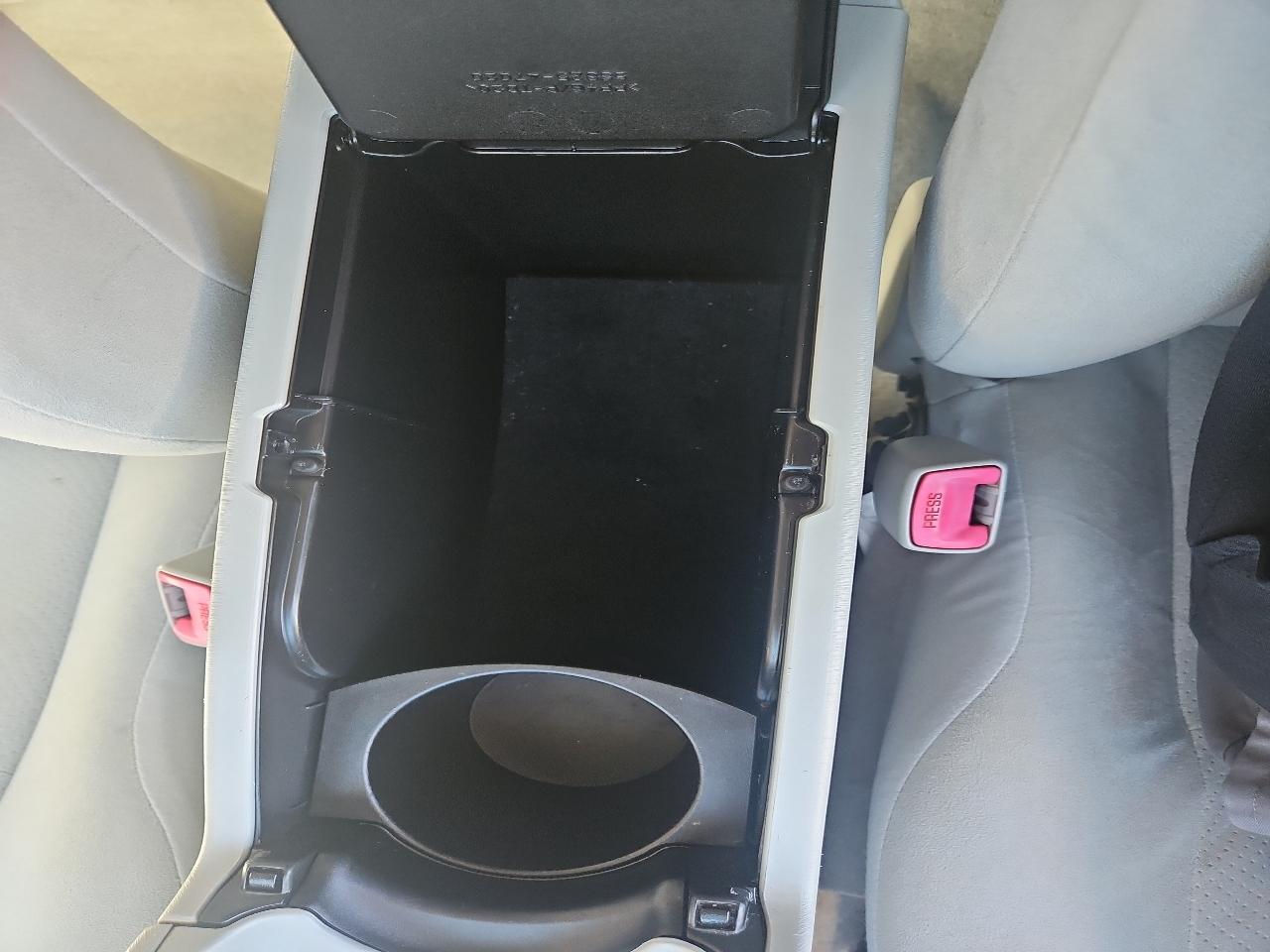 Toyota Prius 5dr HB III (Natl) 2010