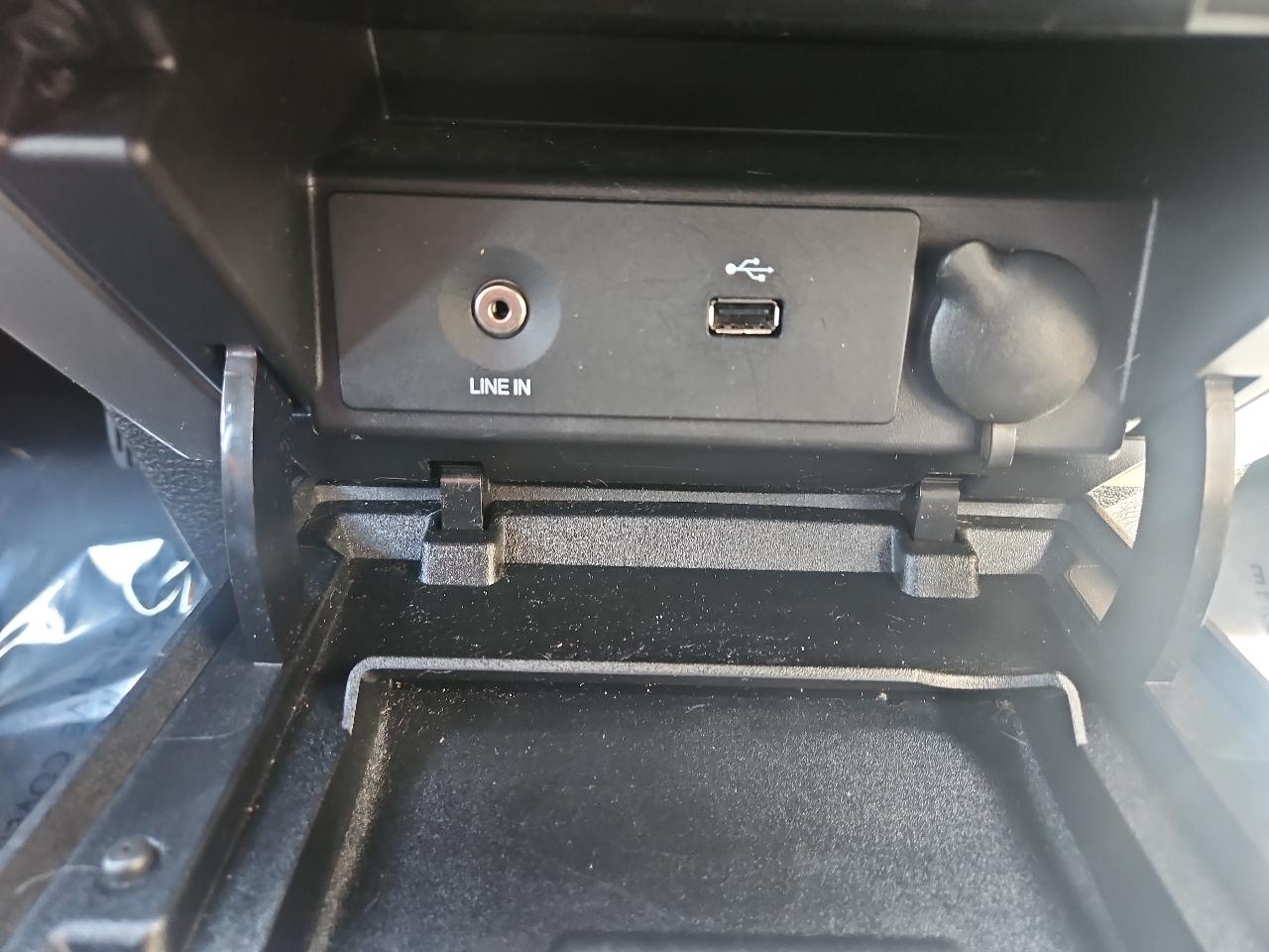 Ford F-150 4WD SuperCrew 145" Platinum 2013