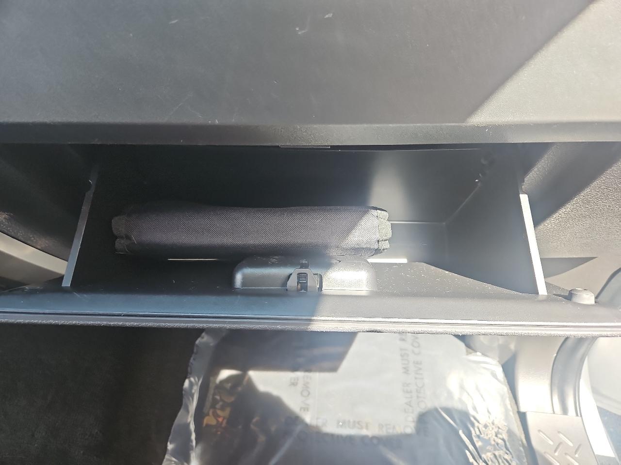 Ford F-150 4WD SuperCrew 145" Platinum 2013