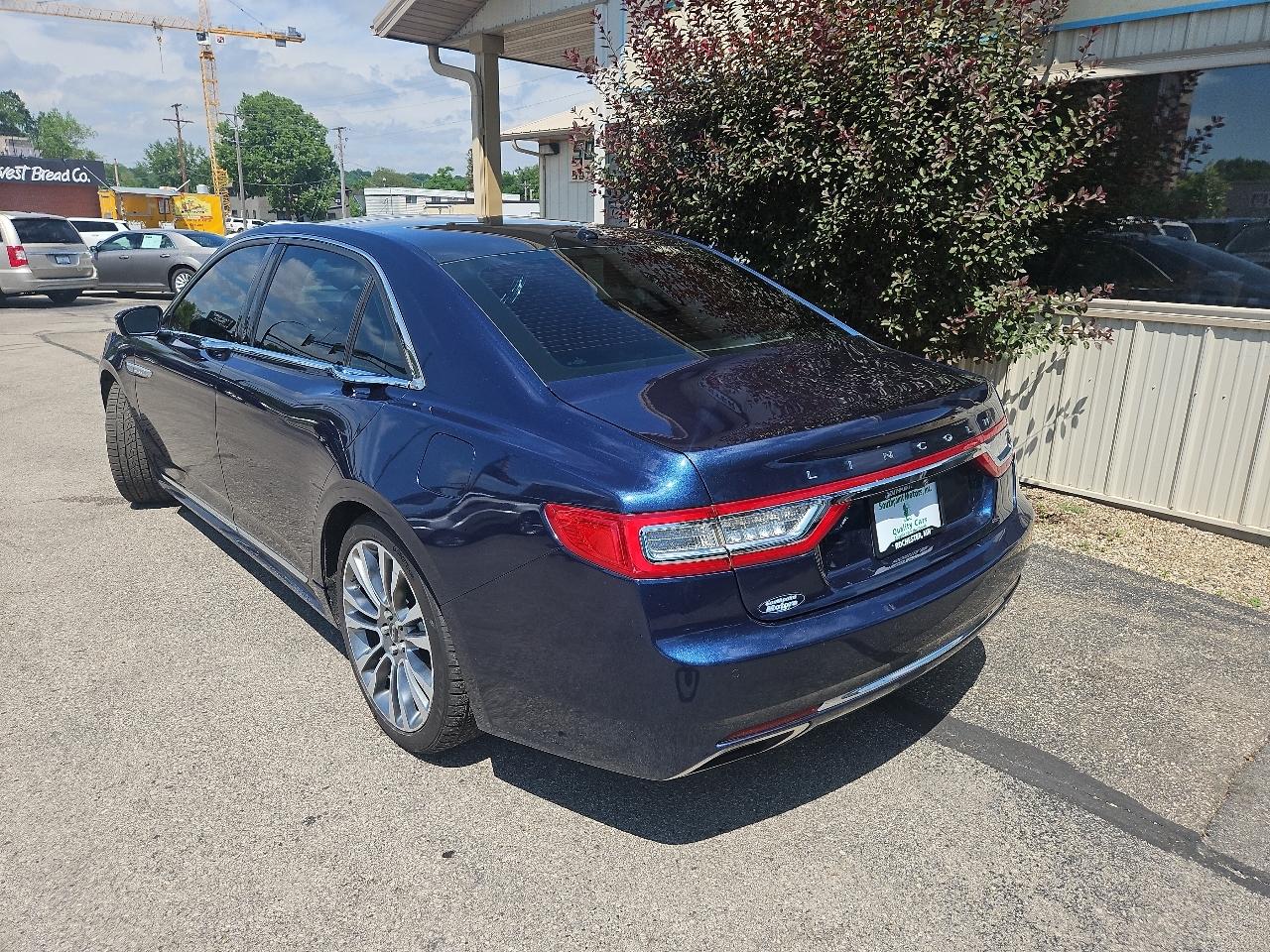 Lincoln Continental Reserve AWD 2017
