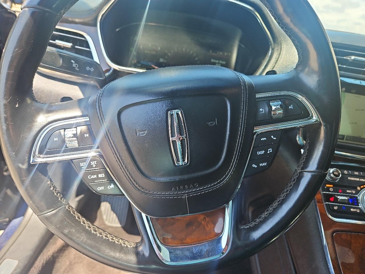 Lincoln Continental Reserve AWD 2017