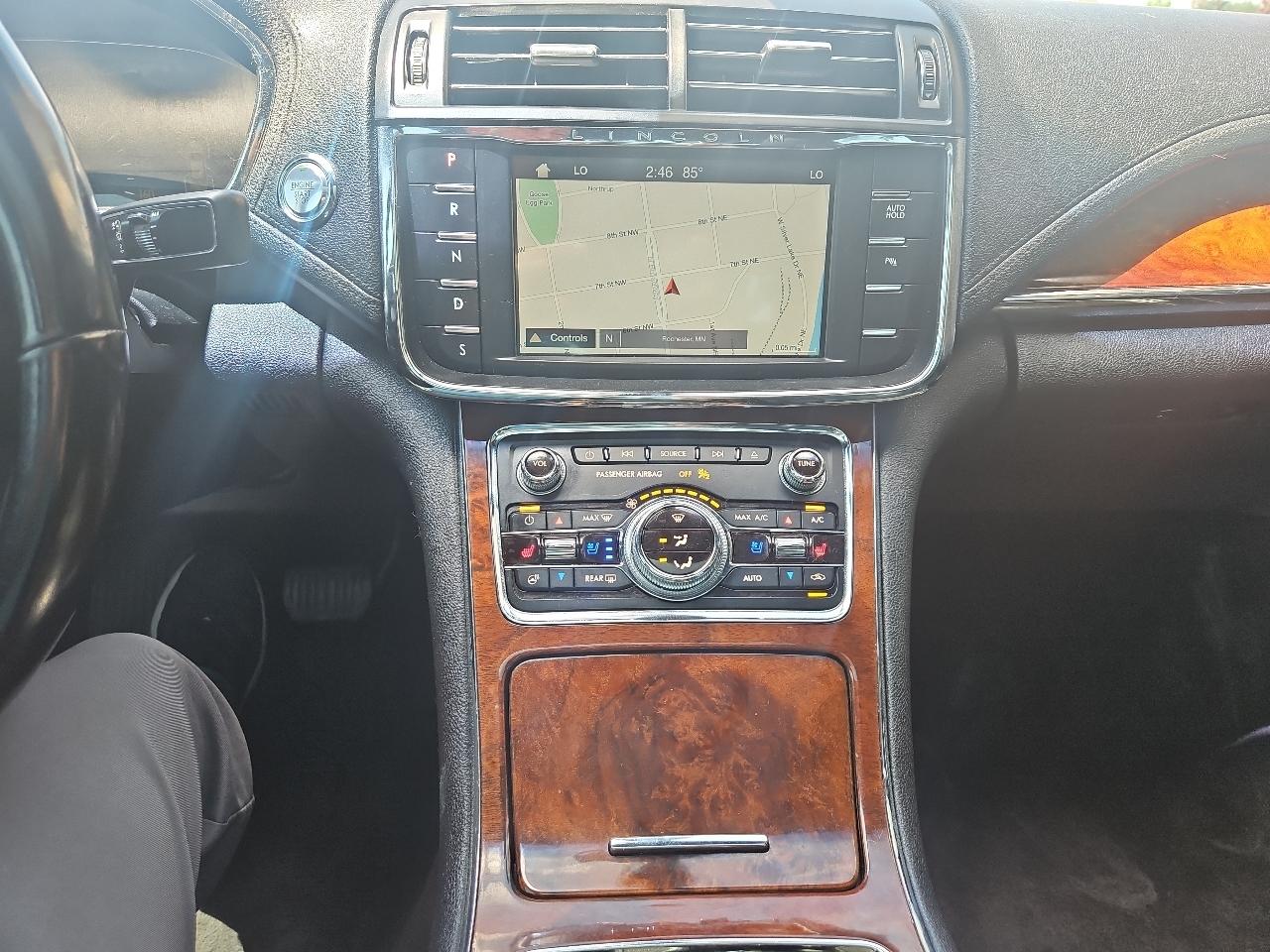 Lincoln Continental Reserve AWD 2017