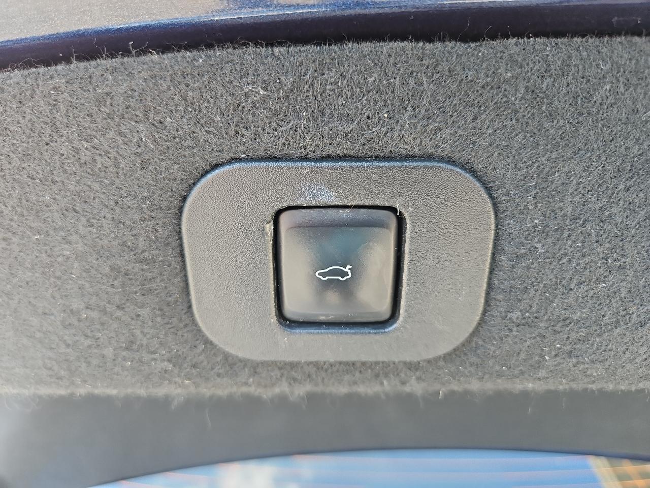 Lincoln Continental Reserve AWD 2017