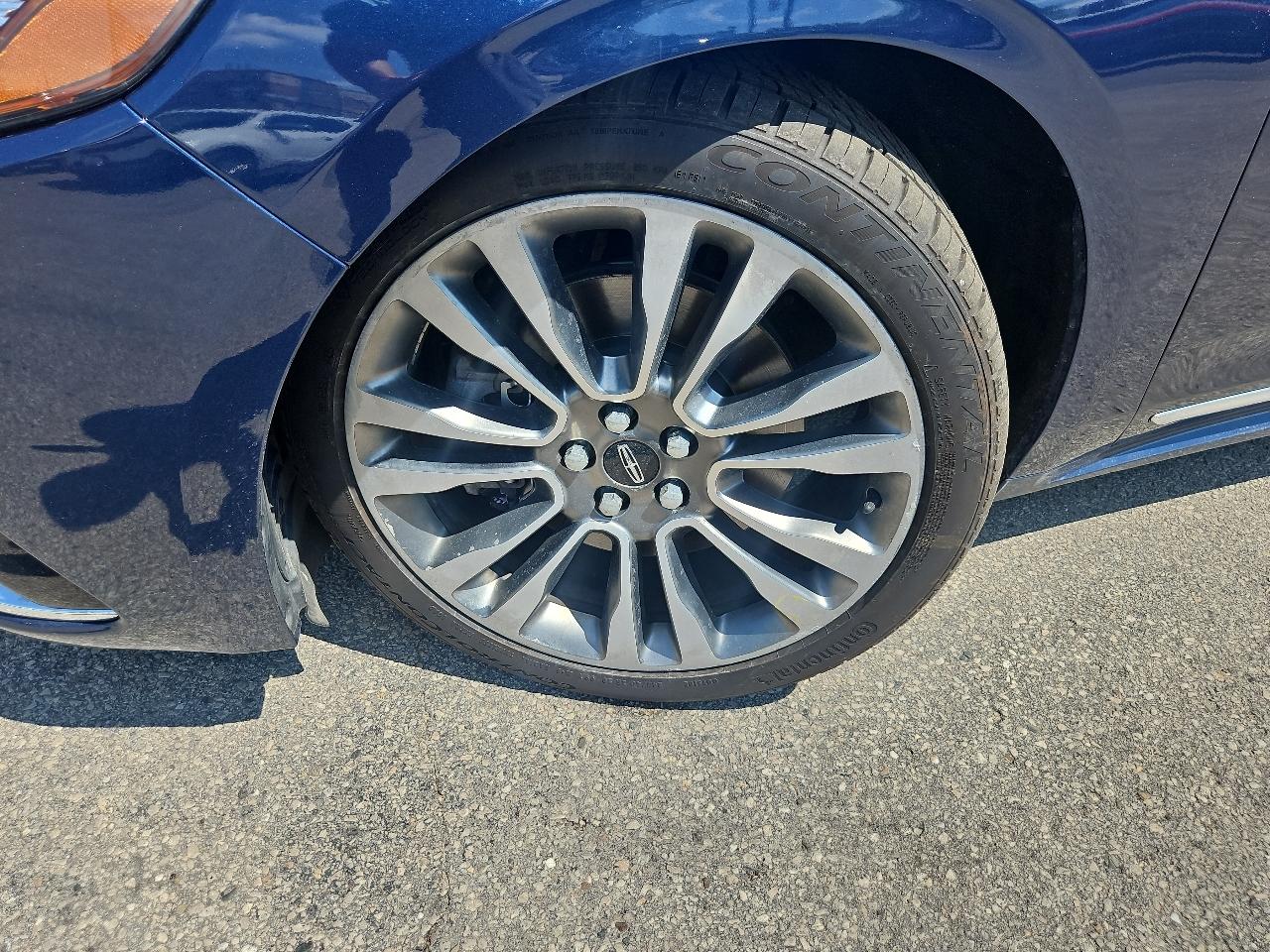 Lincoln Continental Reserve AWD 2017