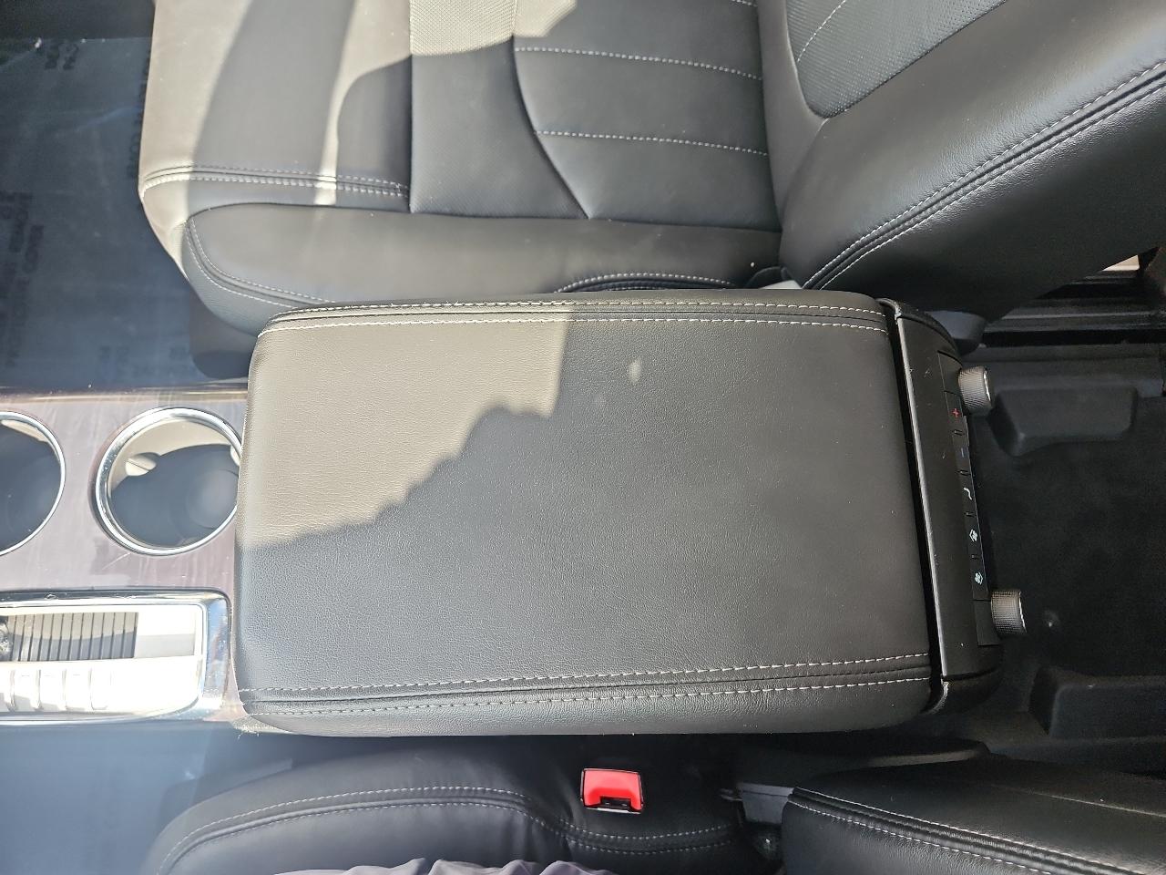 Buick Enclave AWD 4dr Premium 2017