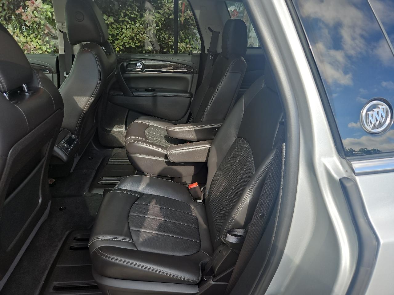 Buick Enclave AWD 4dr Premium 2017