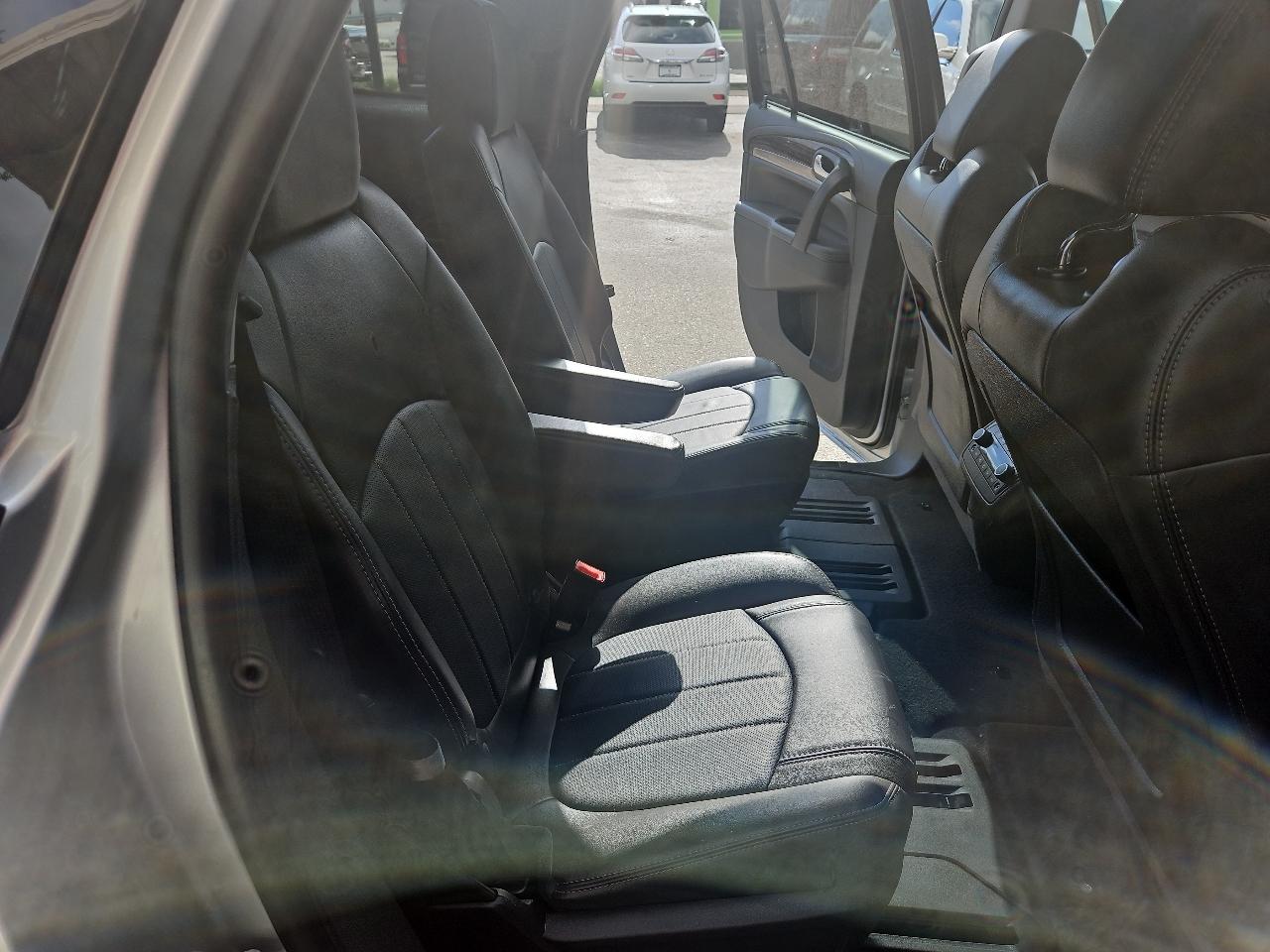 Buick Enclave AWD 4dr Premium 2017