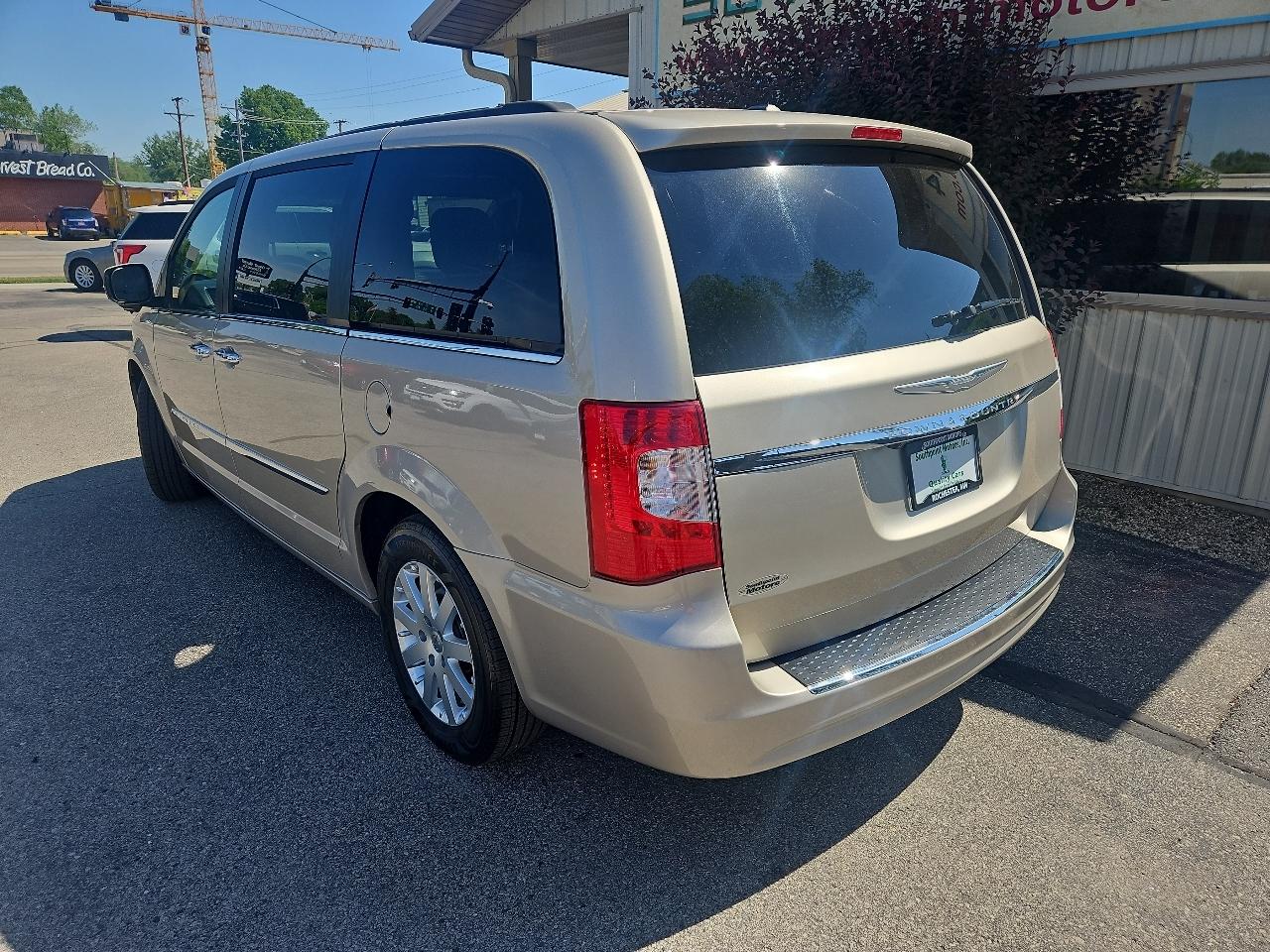 Chrysler Town & Country 4dr Wgn Touring 2014