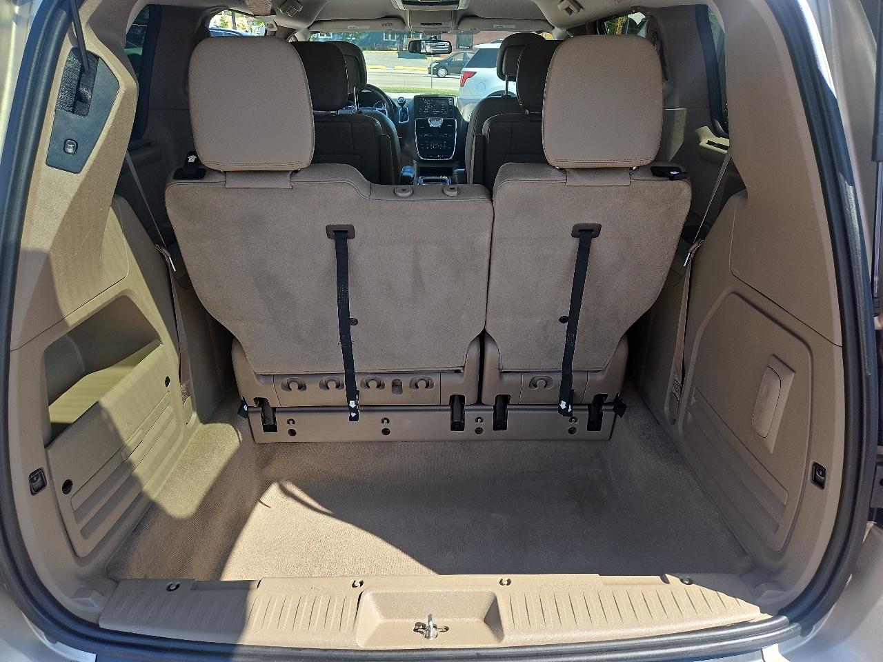 Chrysler Town & Country 4dr Wgn Touring 2014