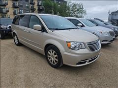 2014 Chrysler Town & Country 