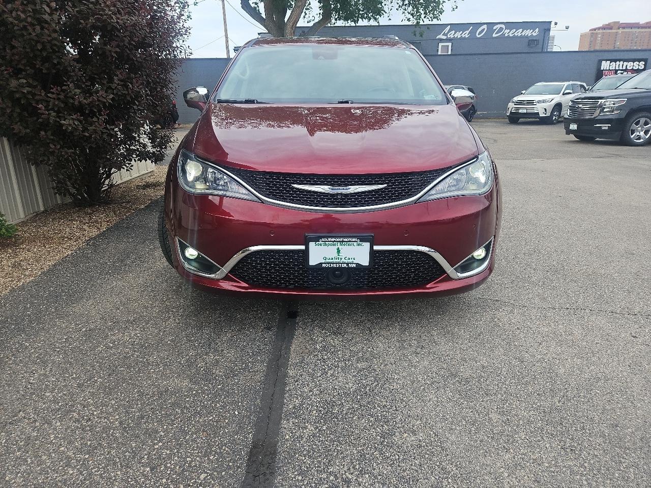 Chrysler Pacifica Limited FWD 2017