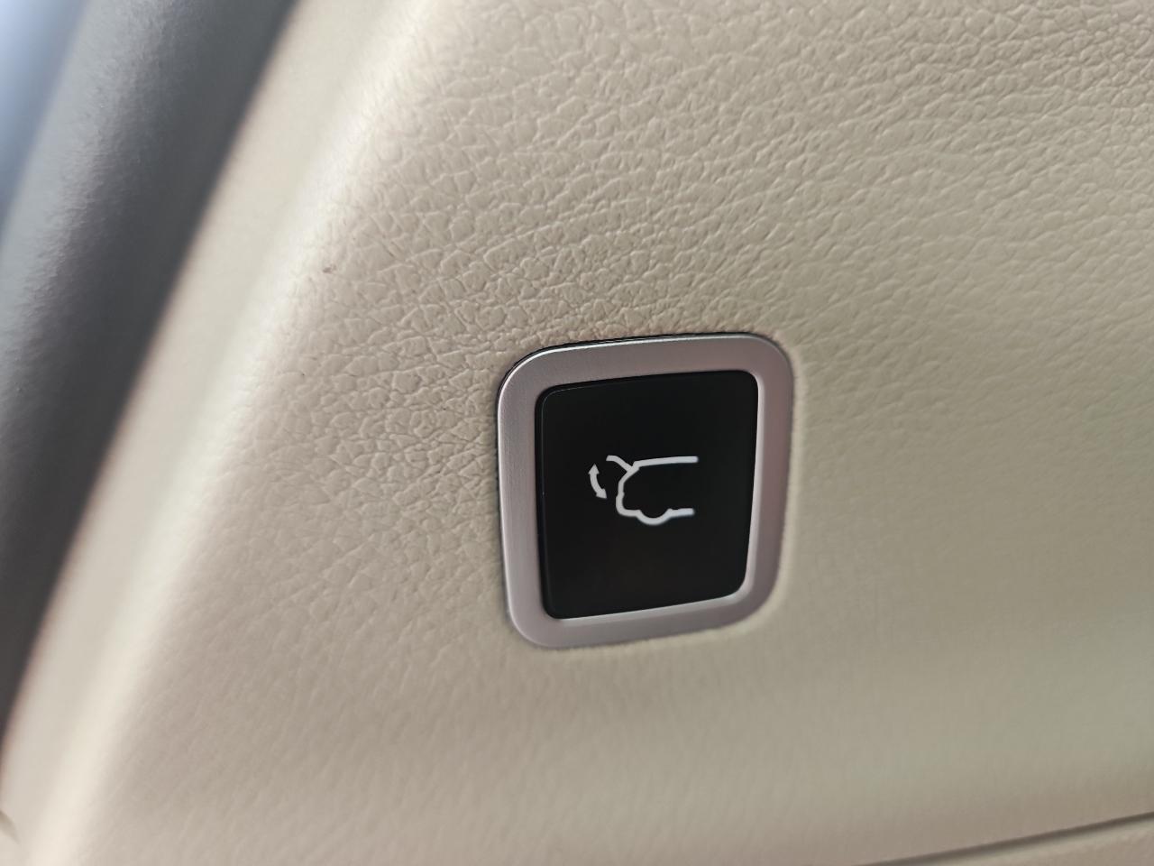 Chrysler Pacifica Limited FWD 2017