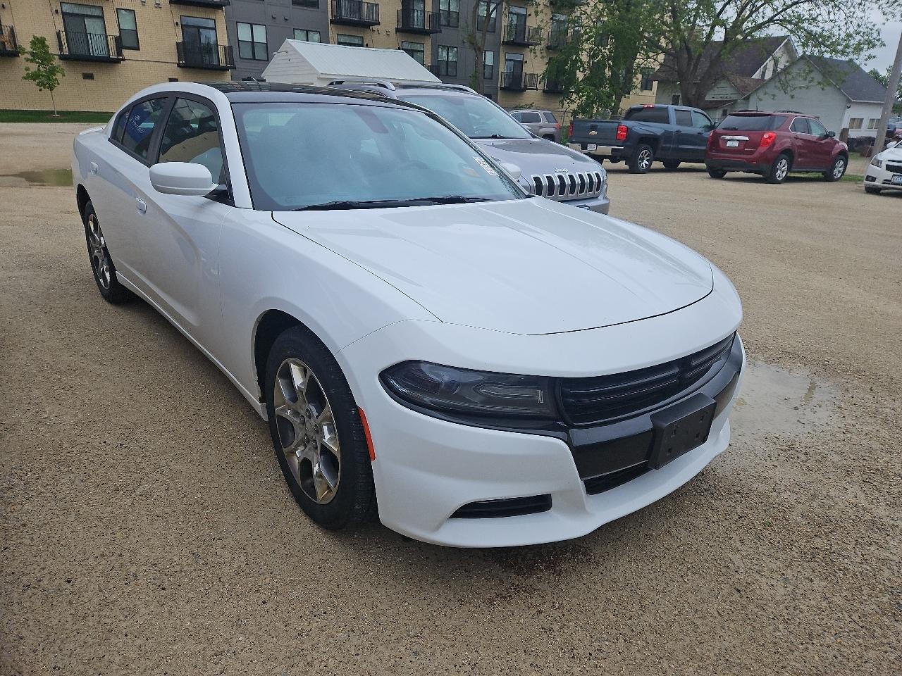 2015 Dodge Charger 4dr Sdn SXT AWD