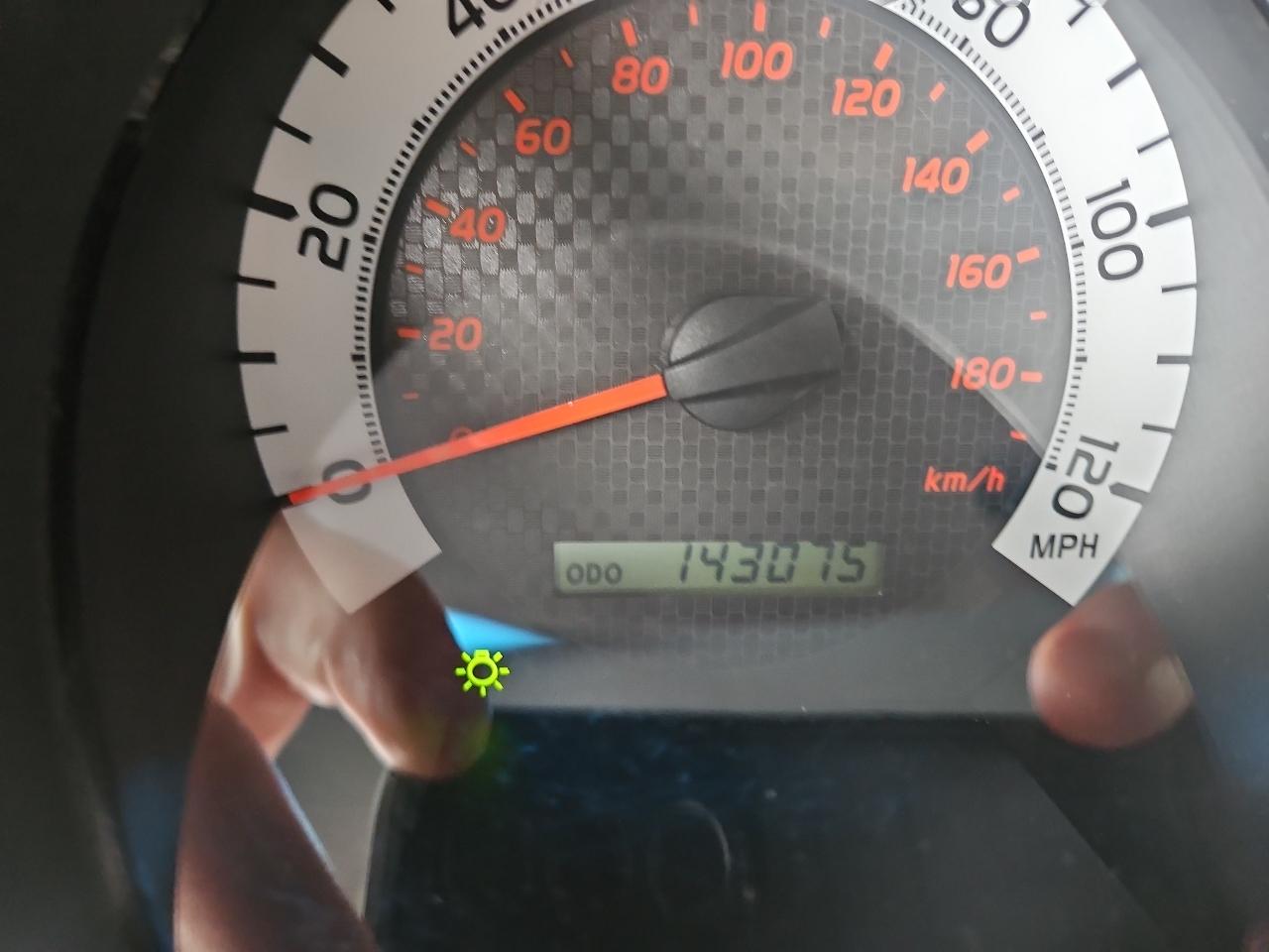 Toyota Tacoma 4WD Double Cab LB V6 AT (Natl) 2012