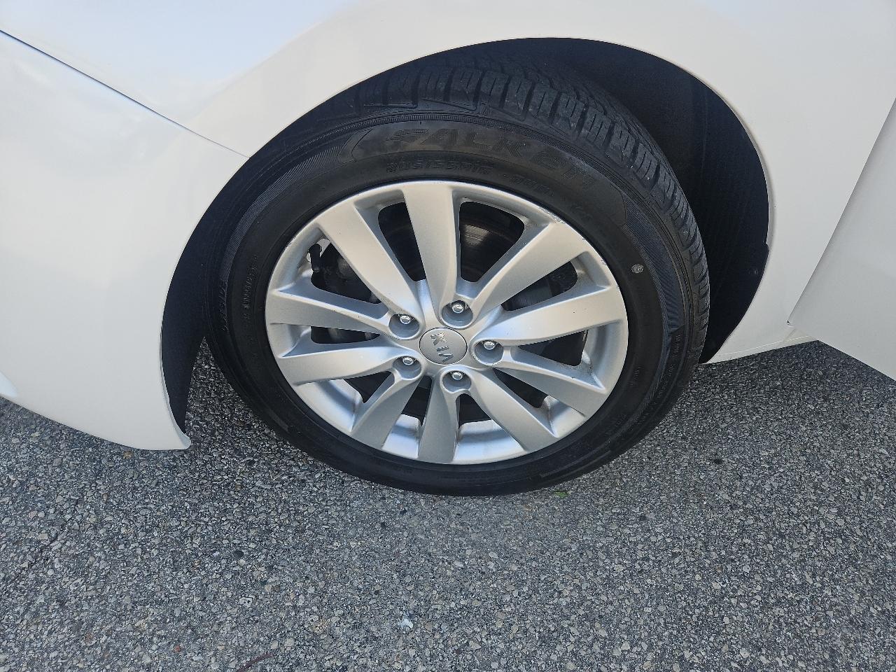 Kia Forte 4dr Sdn Auto LX 2015