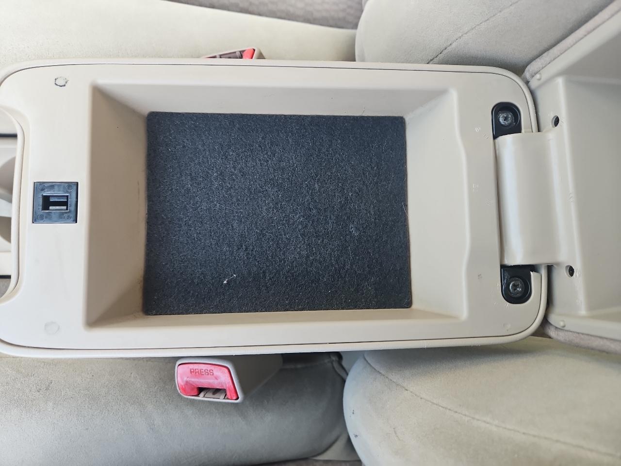 Toyota Corolla 4dr Sdn Auto CE (Natl) 2007