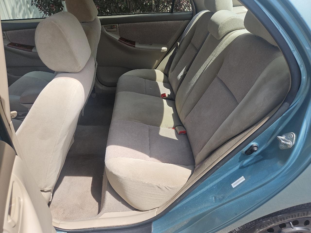 Toyota Corolla 4dr Sdn Auto CE (Natl) 2007