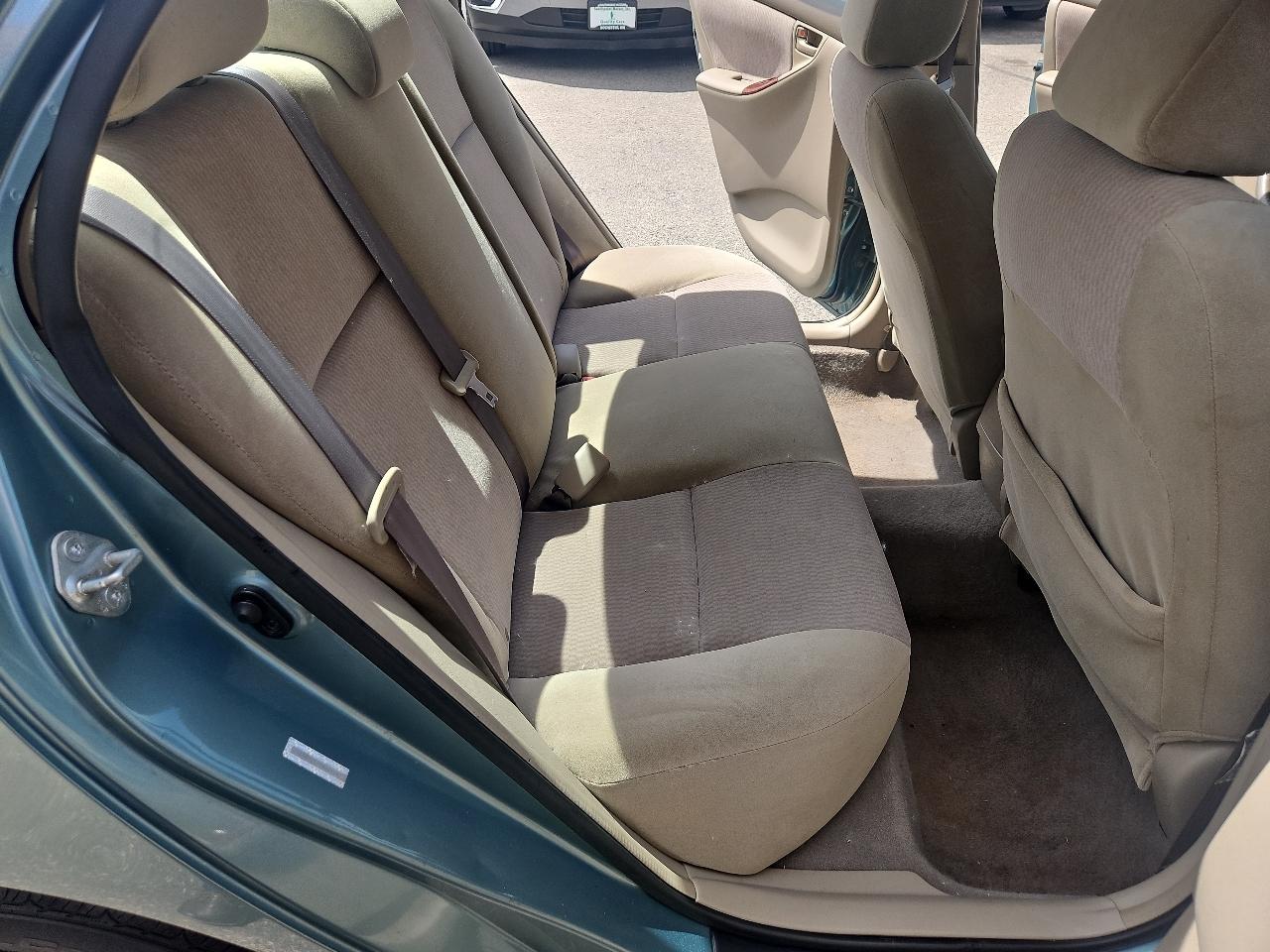 Toyota Corolla 4dr Sdn Auto CE (Natl) 2007