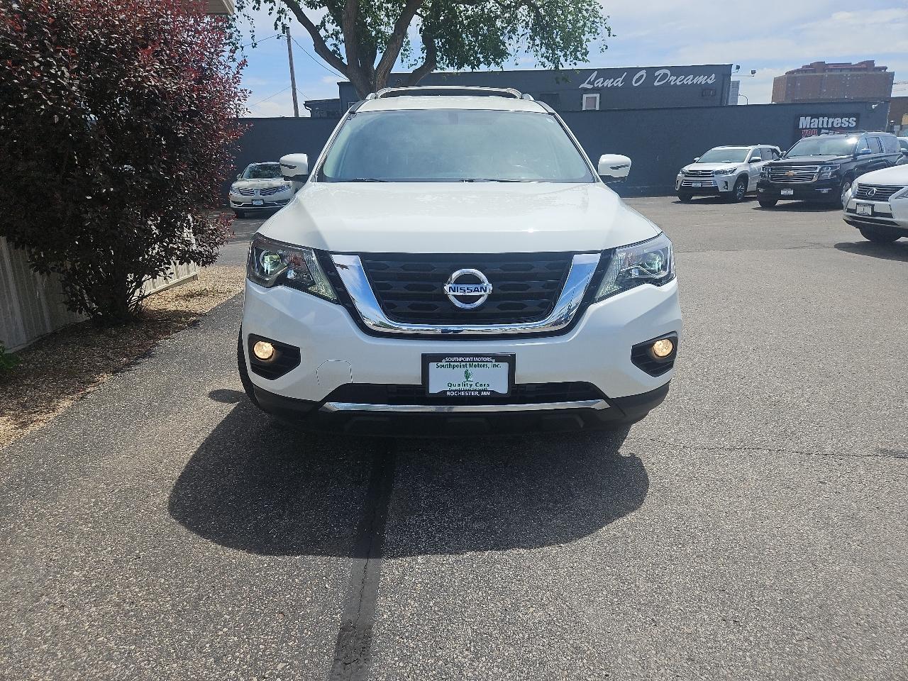 Nissan Pathfinder 4x4 SL 2019