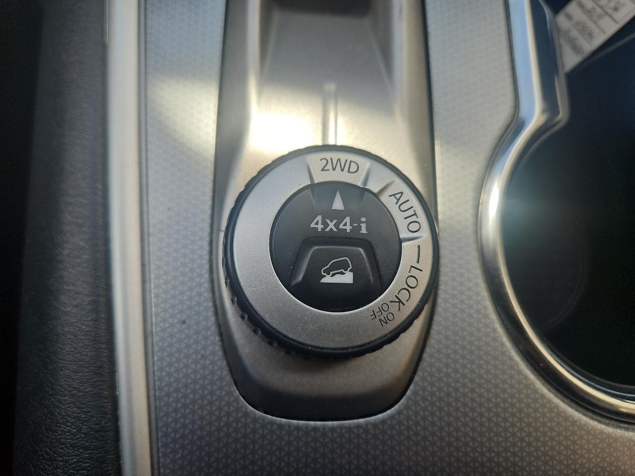 Nissan Pathfinder 4x4 SL 2019