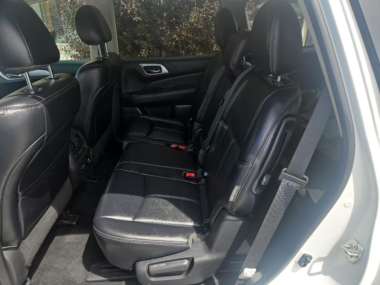 Nissan Pathfinder 4x4 SL 2019
