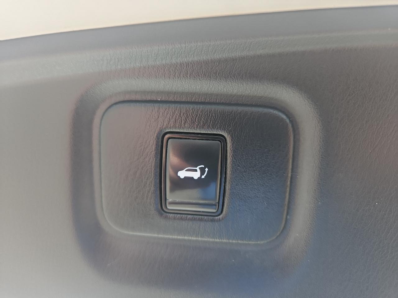 Nissan Pathfinder 4x4 SL 2019