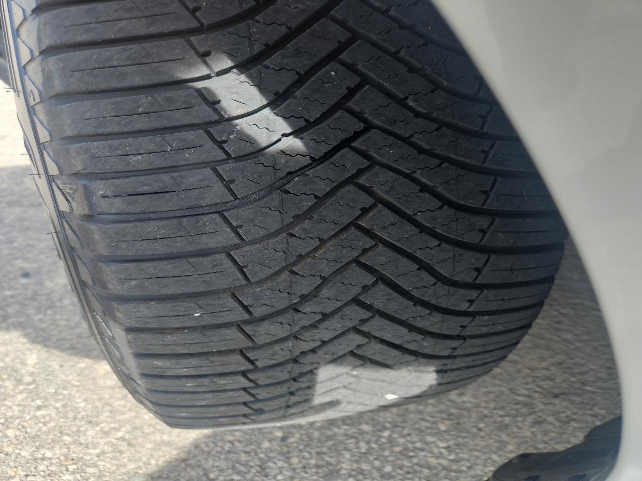 Nissan Pathfinder 4x4 SL 2019