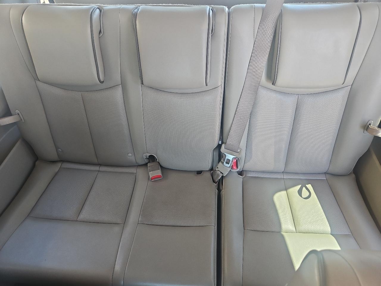 Nissan Quest 4dr SL 2012