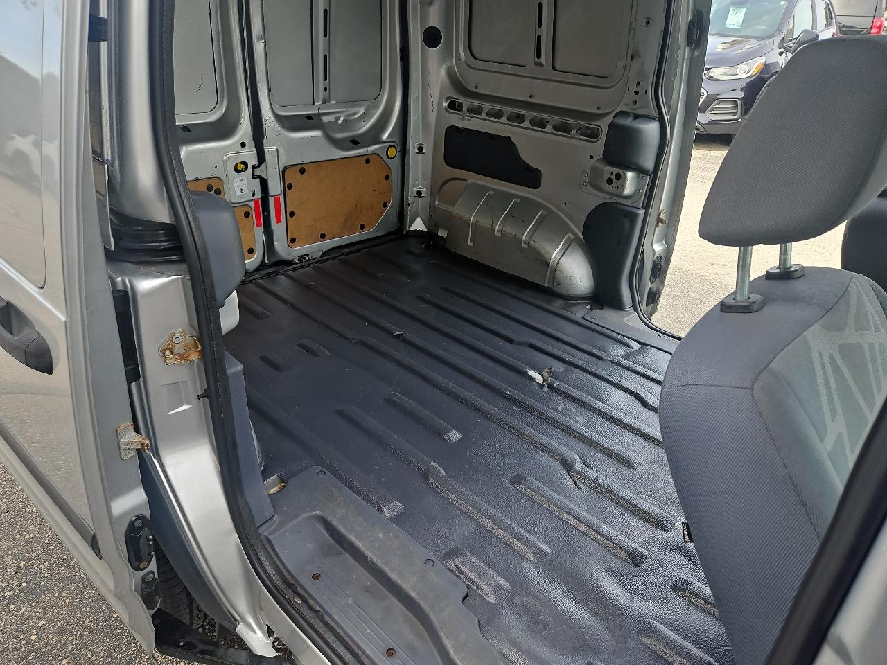 Ford Transit Connect 114.6" XLT w/o side or rear door glass 2013