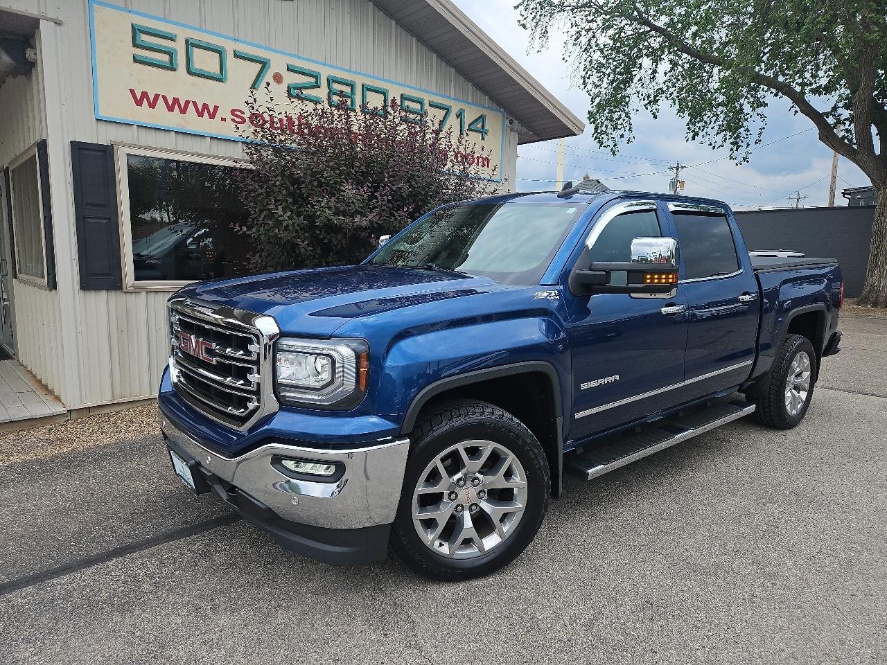 2018 GMC Sierra 4WD Crew Cab Short Box SLT's photo