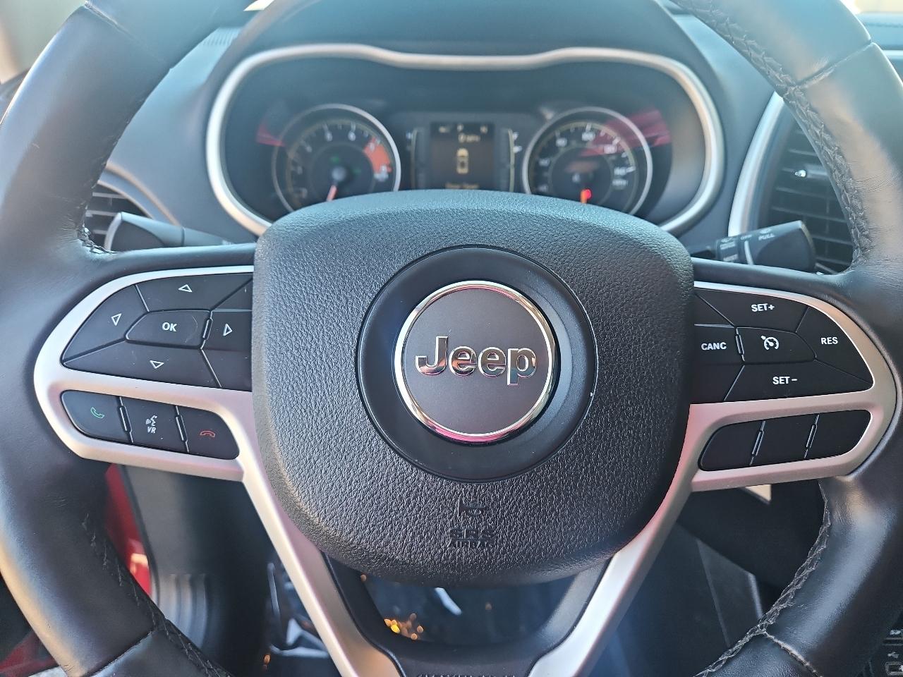 Jeep Cherokee Latitude FWD 2017