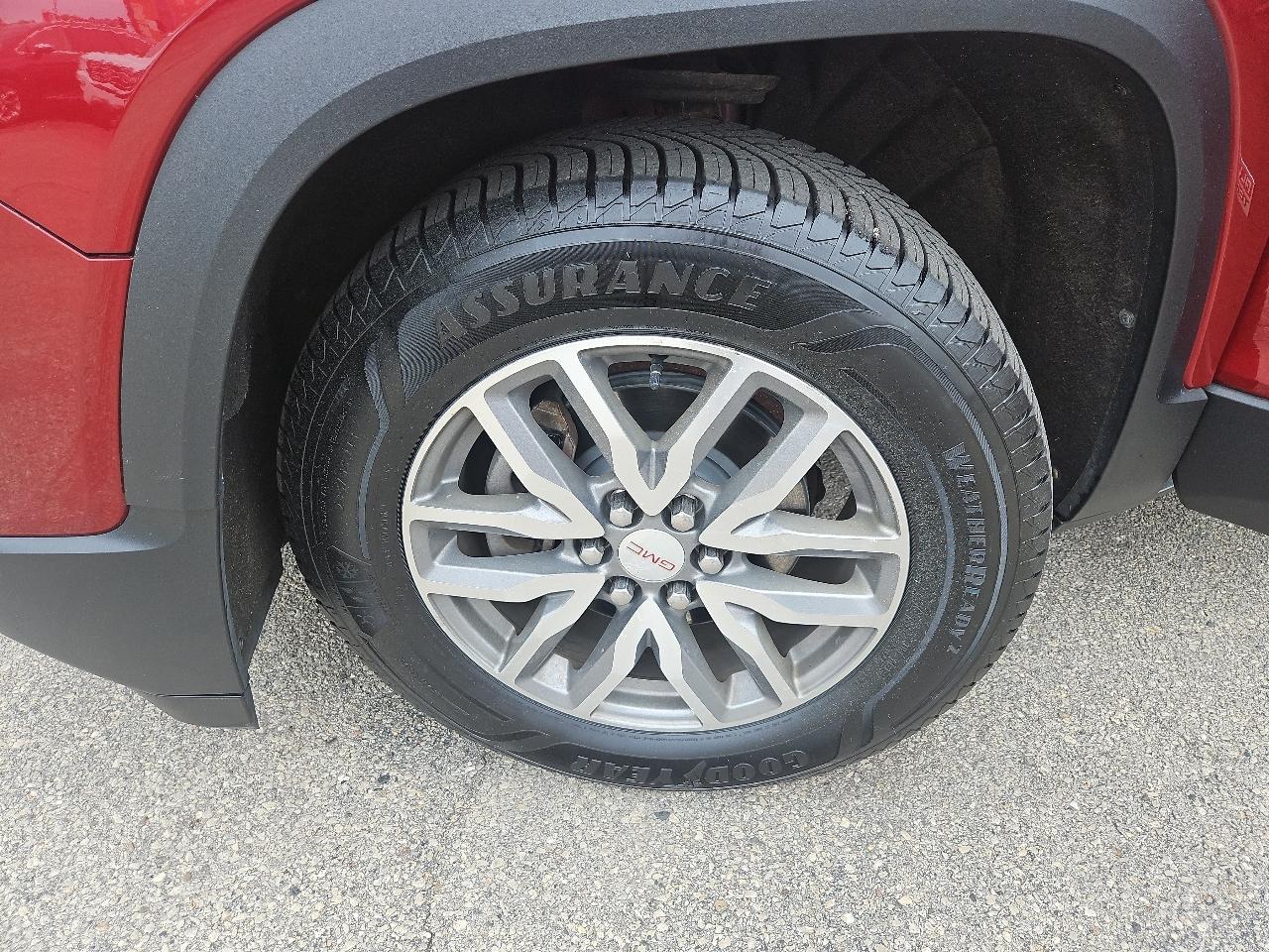 GMC Acadia AWD 4dr SLE w/SLE-2 2017