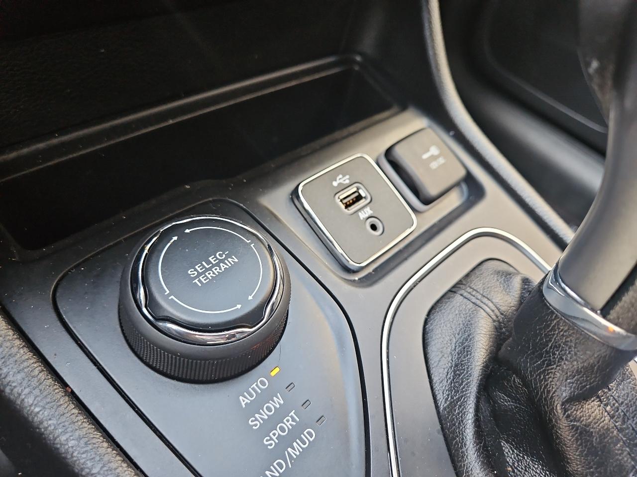 Jeep Cherokee Latitude 4x4 2019