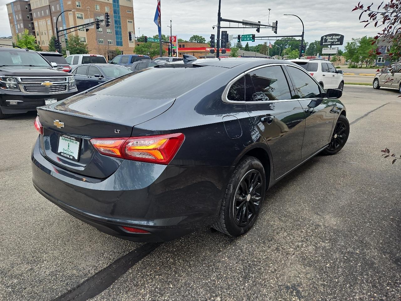 Chevrolet Malibu 4dr Sdn LT 2021
