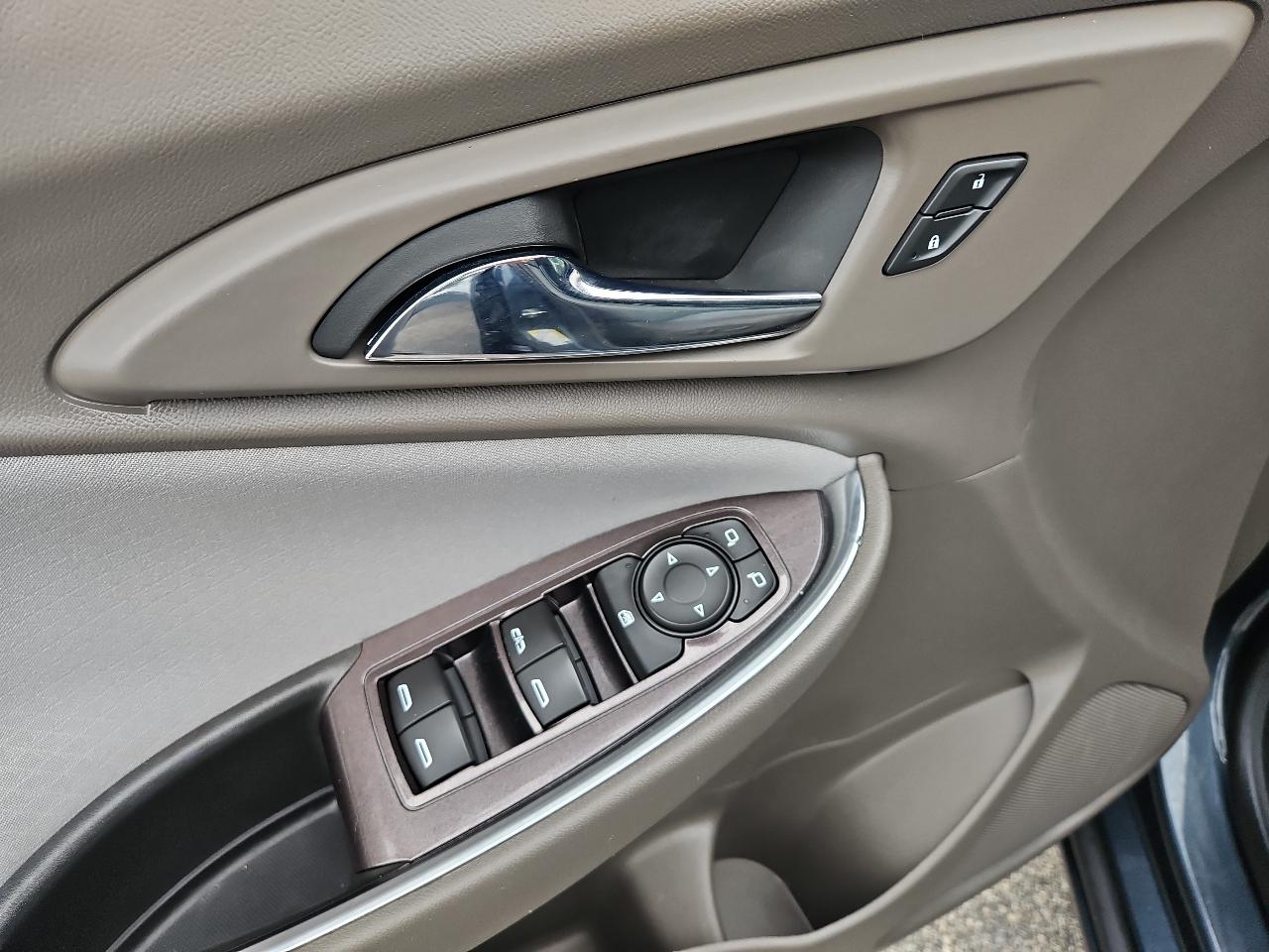 Chevrolet Malibu 4dr Sdn LT 2021