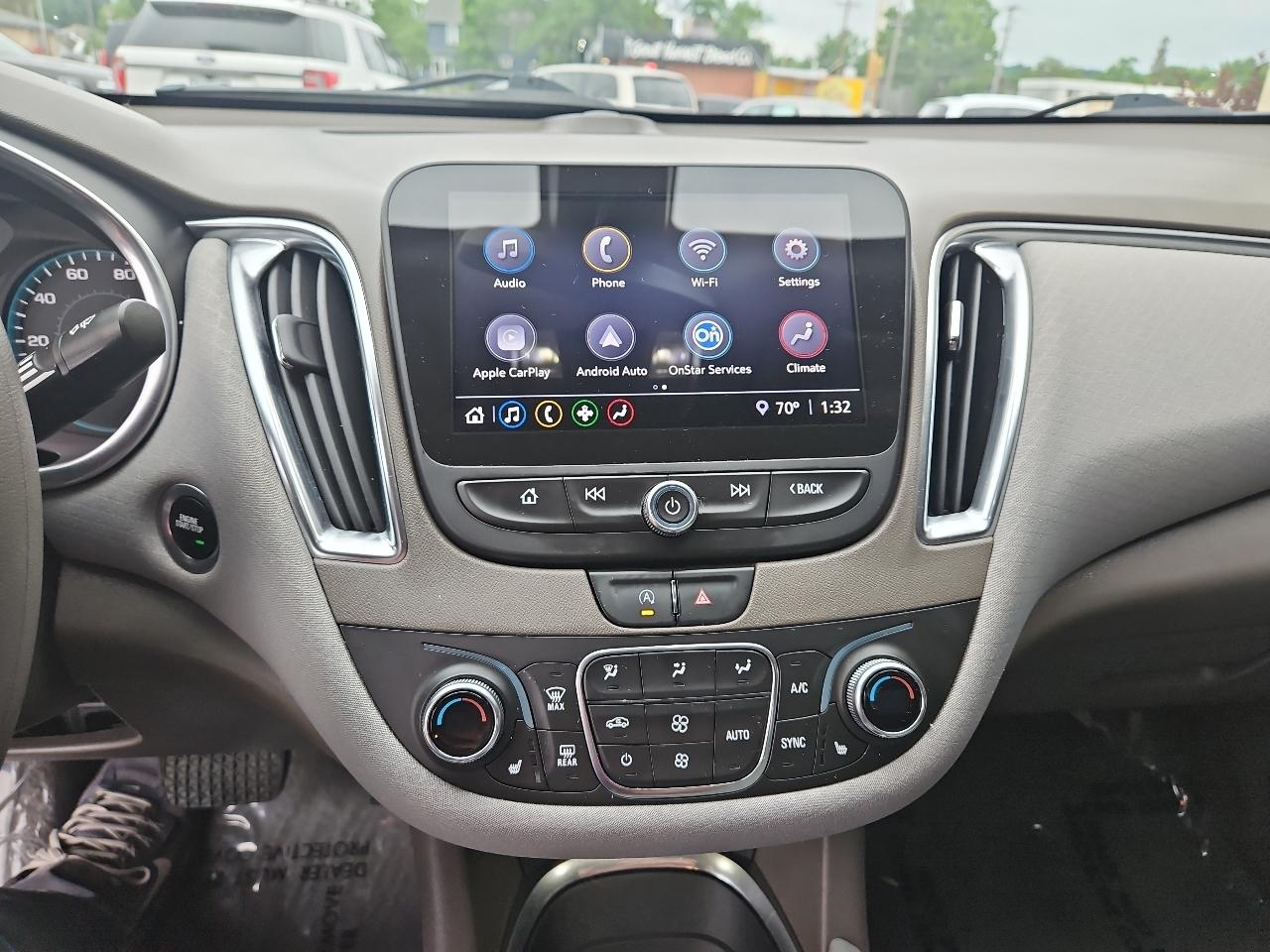 Chevrolet Malibu 4dr Sdn LT 2021