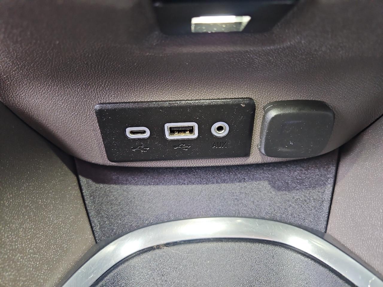 Chevrolet Malibu 4dr Sdn LT 2021
