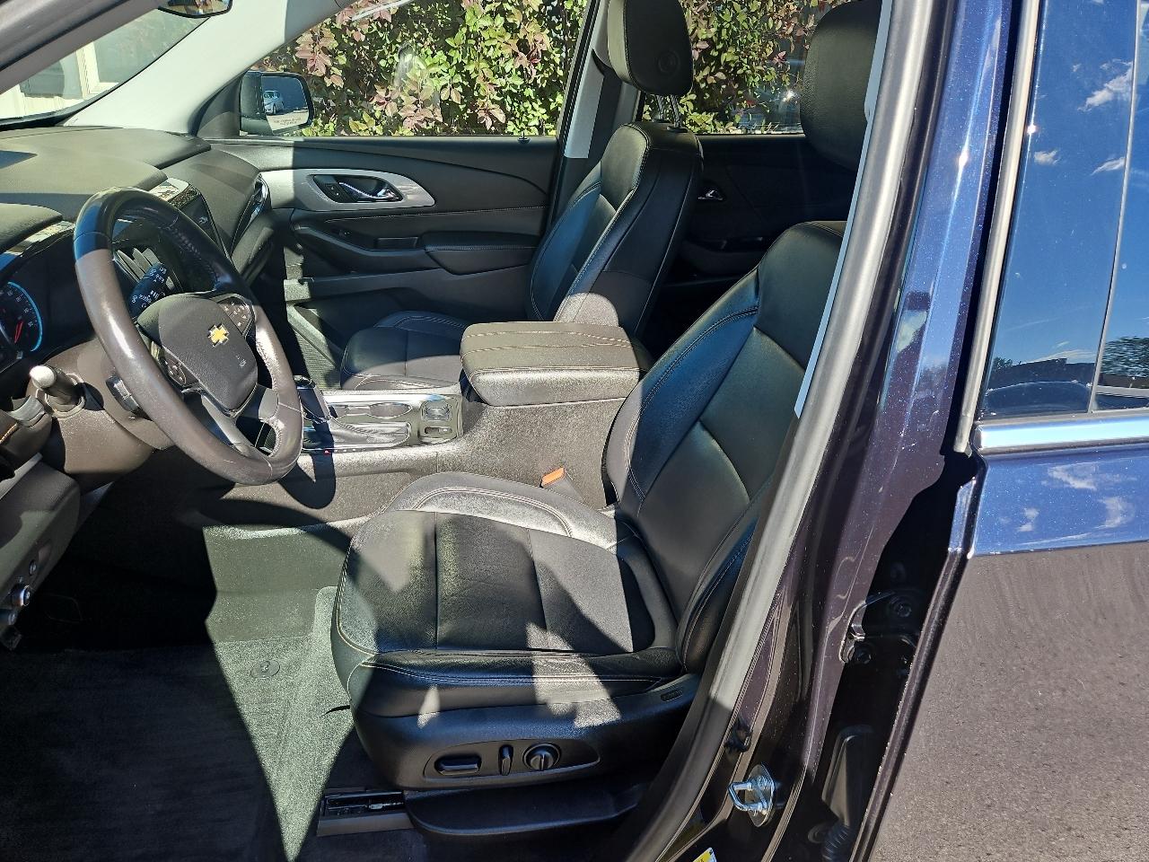 Chevrolet Traverse AWD 4dr LT Leather 2020