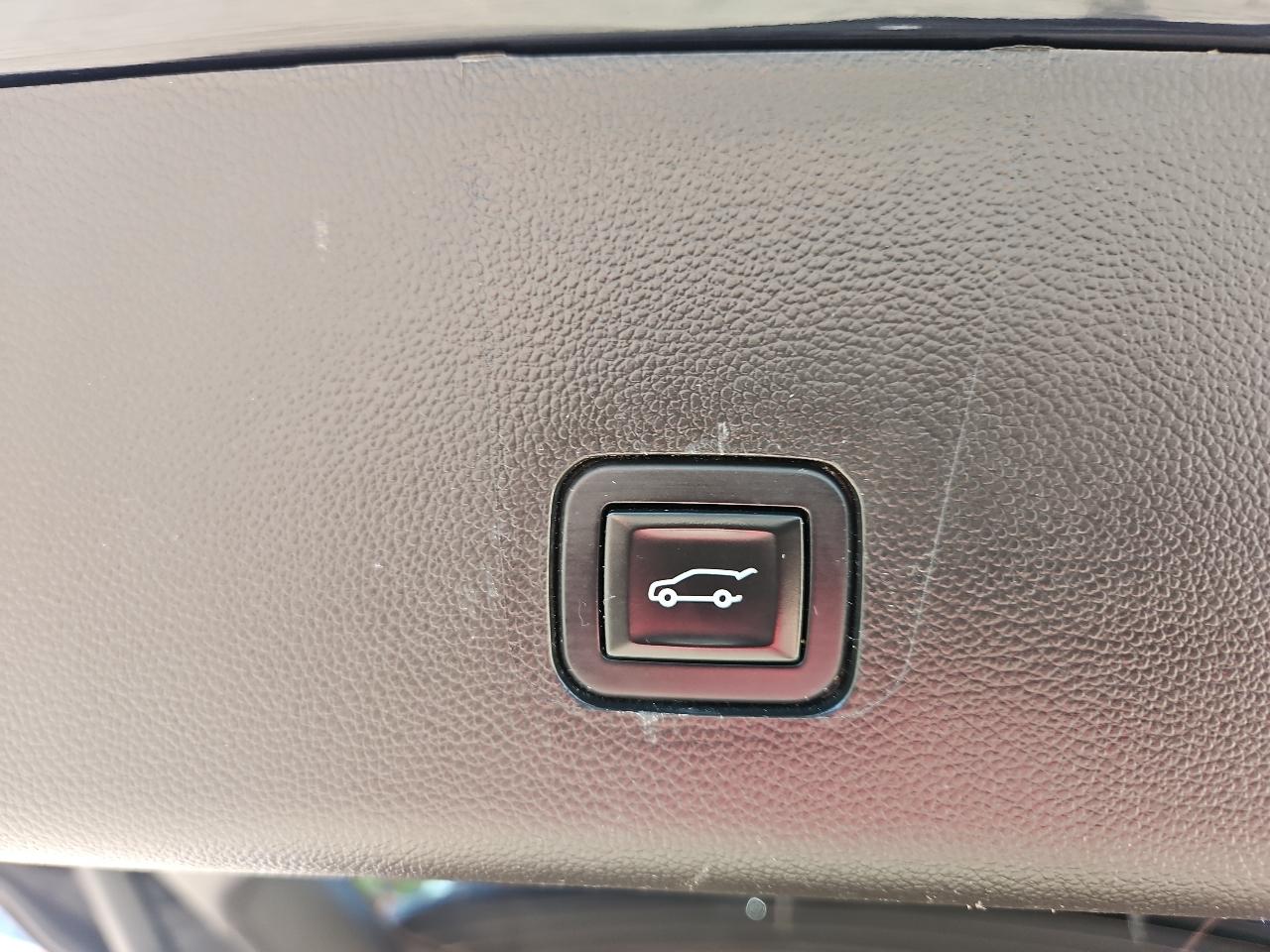 Chevrolet Traverse AWD 4dr LT Leather 2020